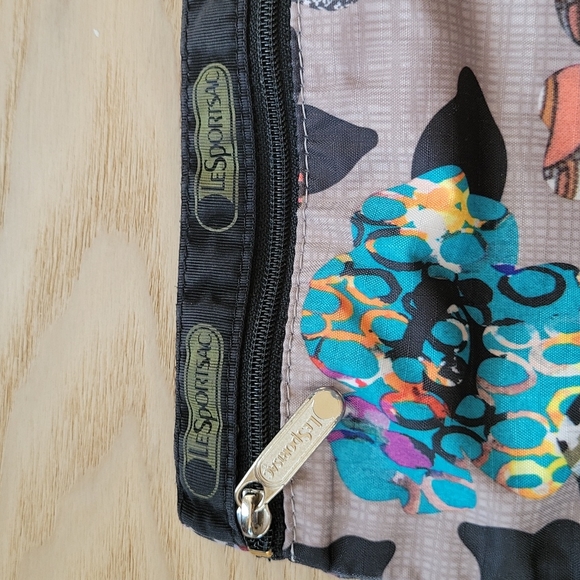 LeSportsac Deluxe Large Weekender with matching pouch - Picture 4 of 10